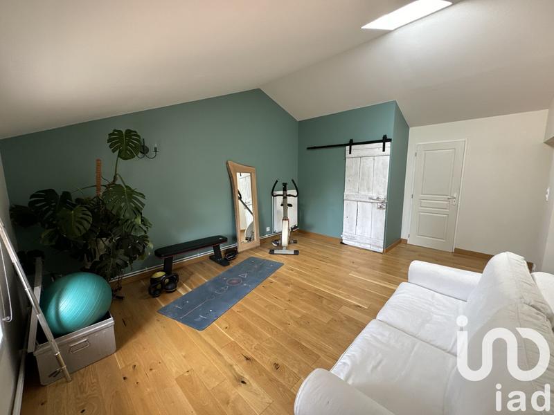 Maison - 425 m² - 16 pièces