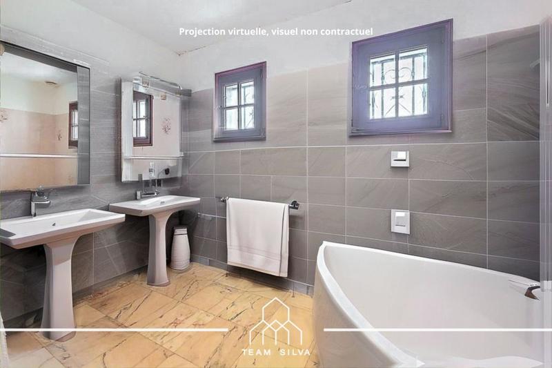 Pavillon - 220 m² - 7 pièces