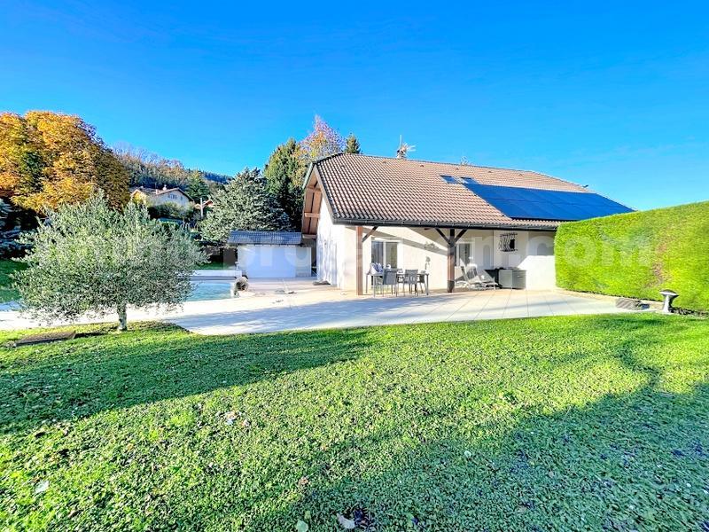 Maison - 177 m² - 5 pièces