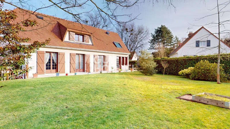 Maison - 168 m² - 7 pièces