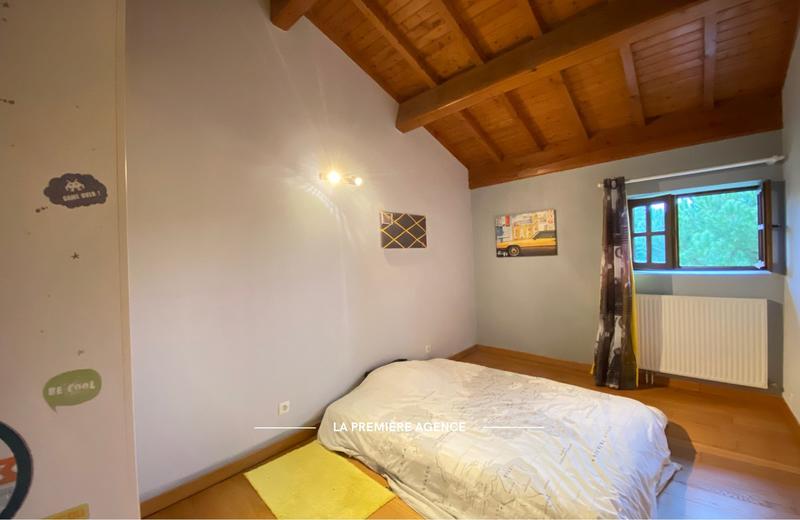 Maison - 320 m² - 9 pièces