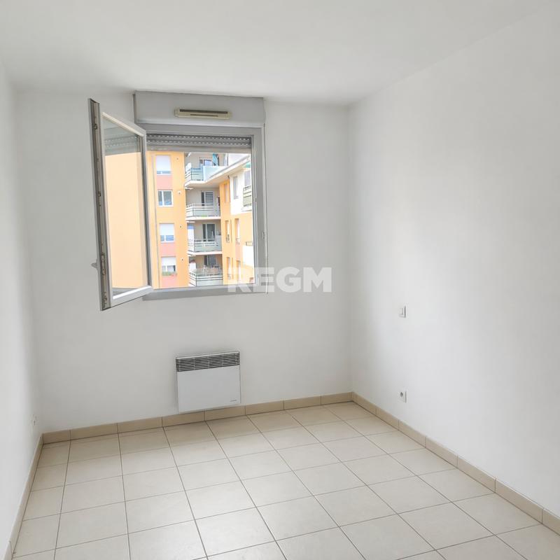 Appartement - 84 m² - 4 pièces