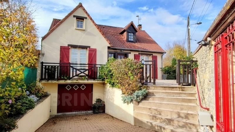 Maison - 95 m² - 5 pièces