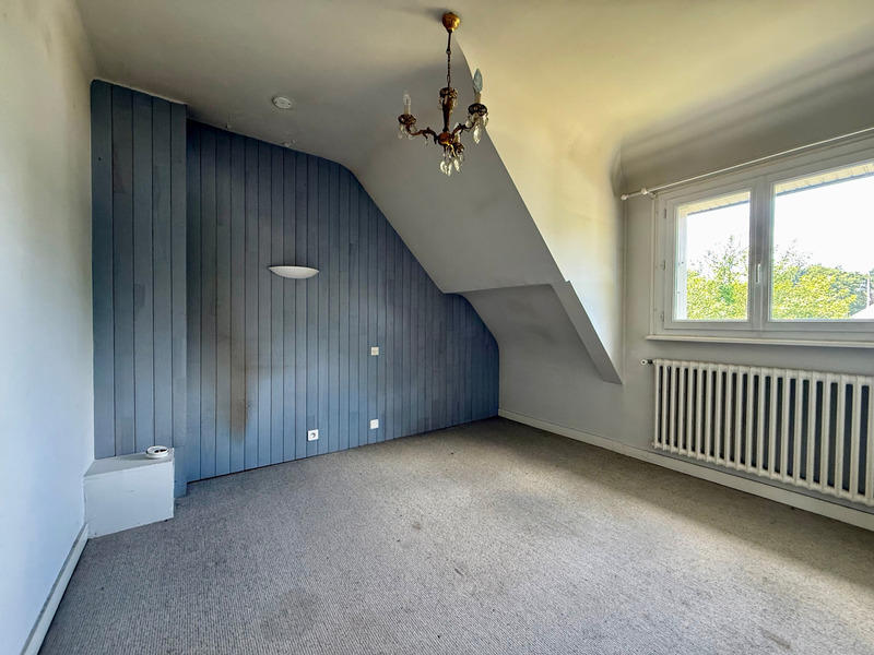 Maison - 143 m² - 6 pièces