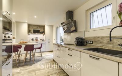 Maison - 145 m² - 6 pièces