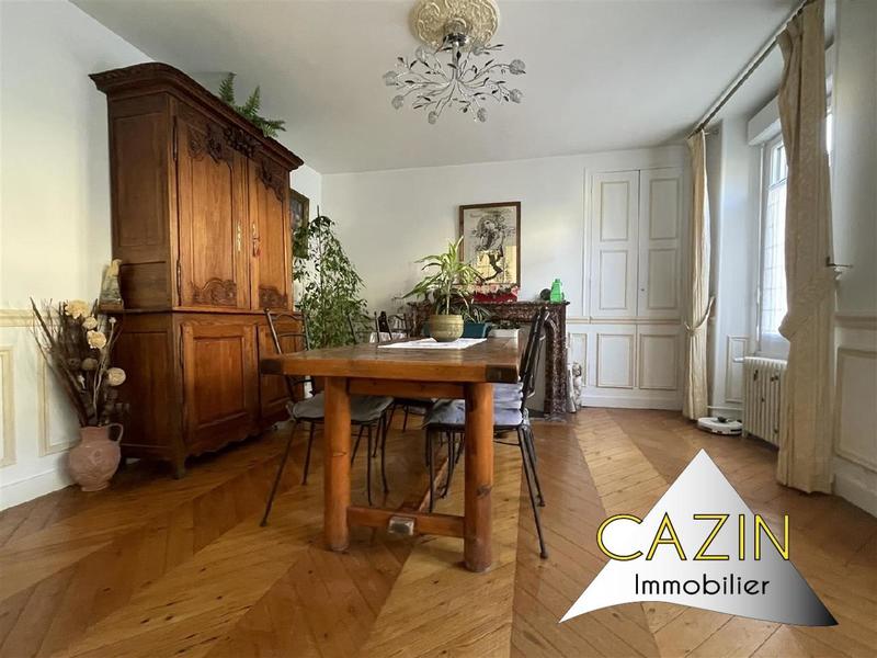 Maison - 200 m² - 7 pièces