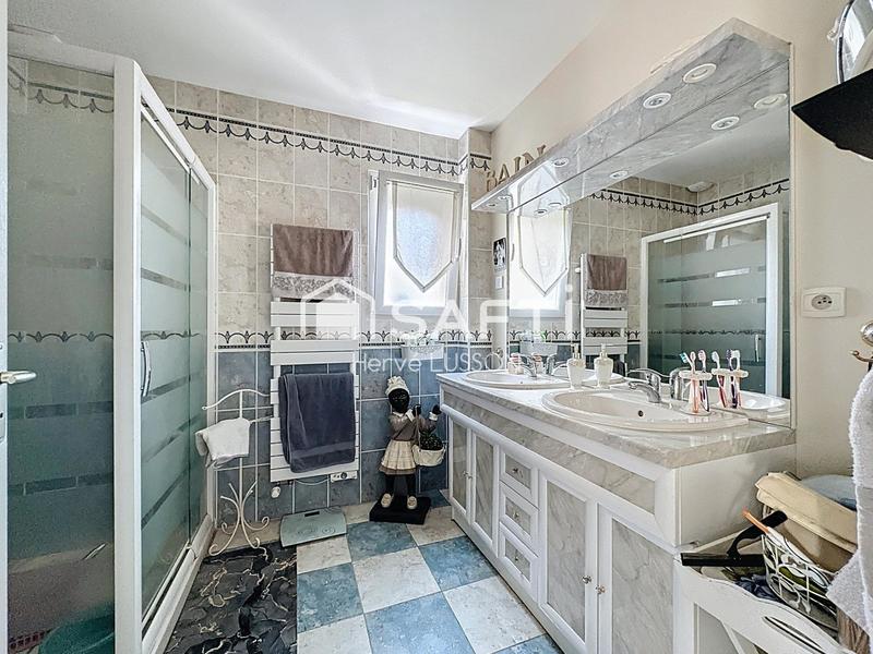 Maison - 194 m² - 7 pièces