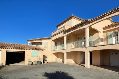 Villa - 141 m² - 6 pièces