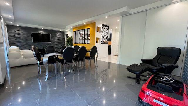 Maison - 135 m² - 7 pièces