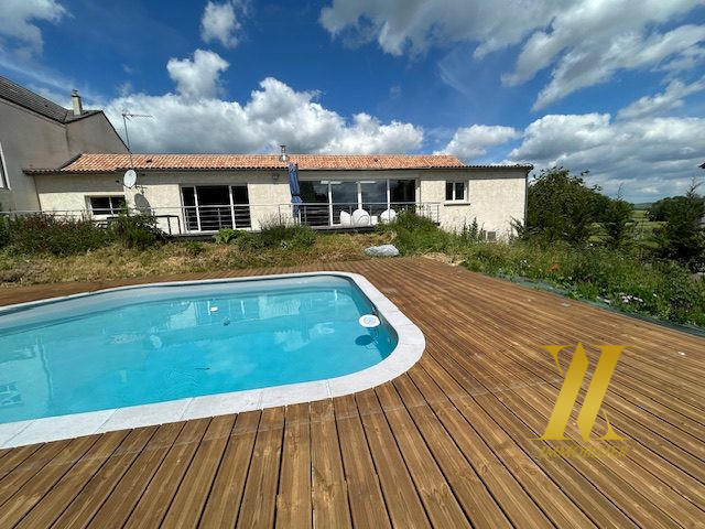 Maison contemporaine - 270 m² - 7 pièces