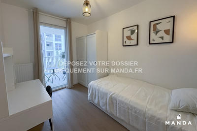Chambre - 12 m² - 5 pièces