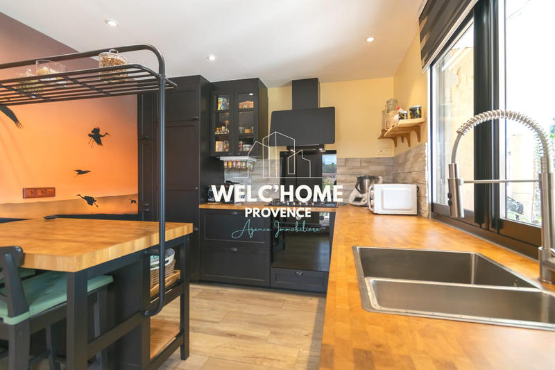 Maison - 102 m² - 6 pièces