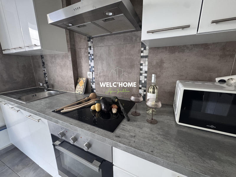 Maison - 98 m² - 5 pièces