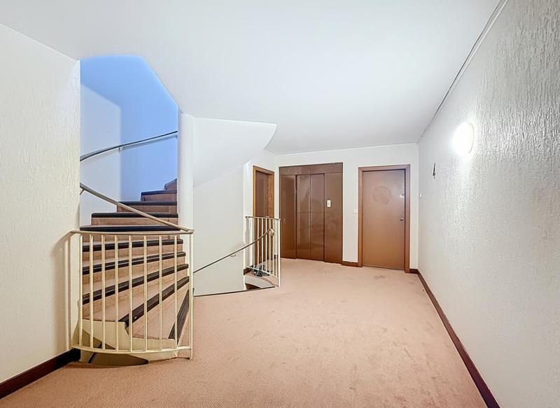 Appartement - 83 m² - 4 pièces