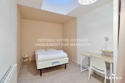 Chambre - 9 m² - 5 pièces