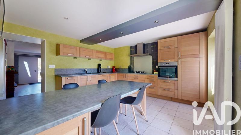 Maison - 134 m² - 7 pièces