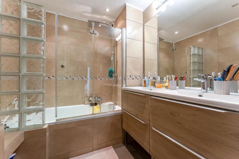 Appartement - 102 m² - 5 pièces