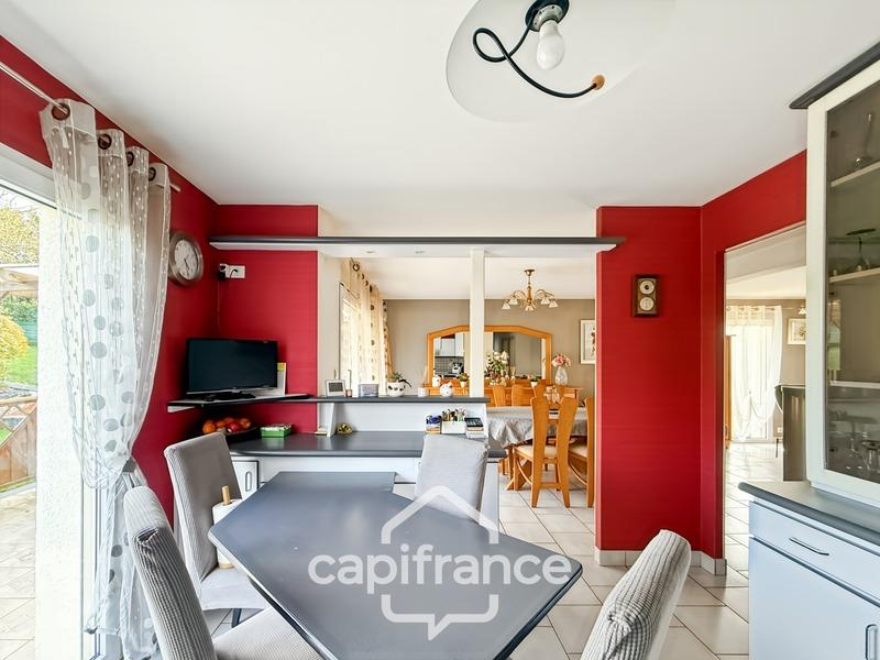 Maison - 98 m² - 5 pièces