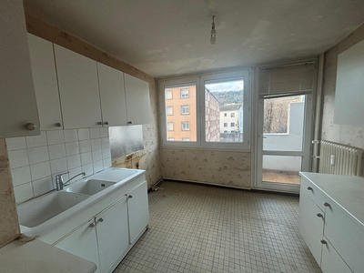 Appartement - 75 m² - 4 pièces