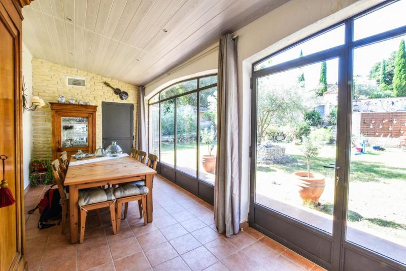 Maison - 185 m² - 5 pièces