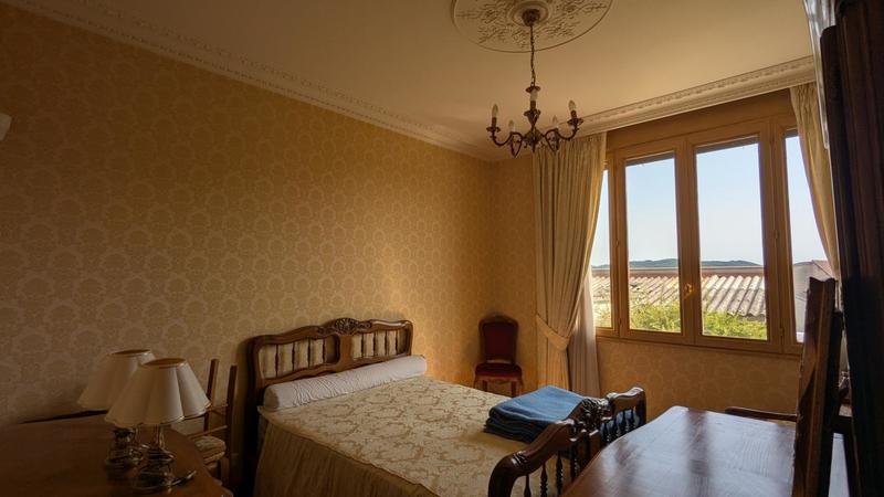 Maison - 151 m² - 6 pièces