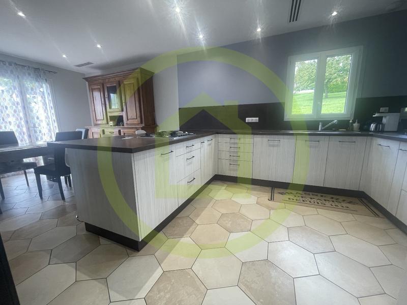 Maison - 120 m² - 4 pièces