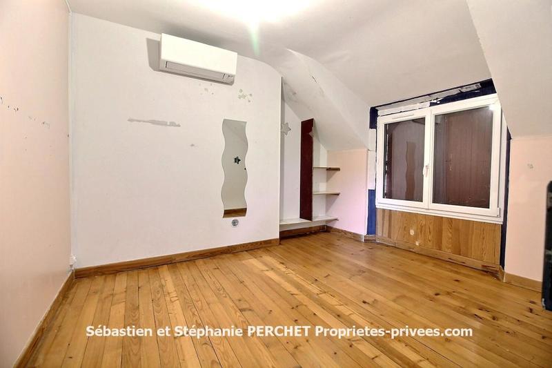 Maison - 209 m² - 7 pièces