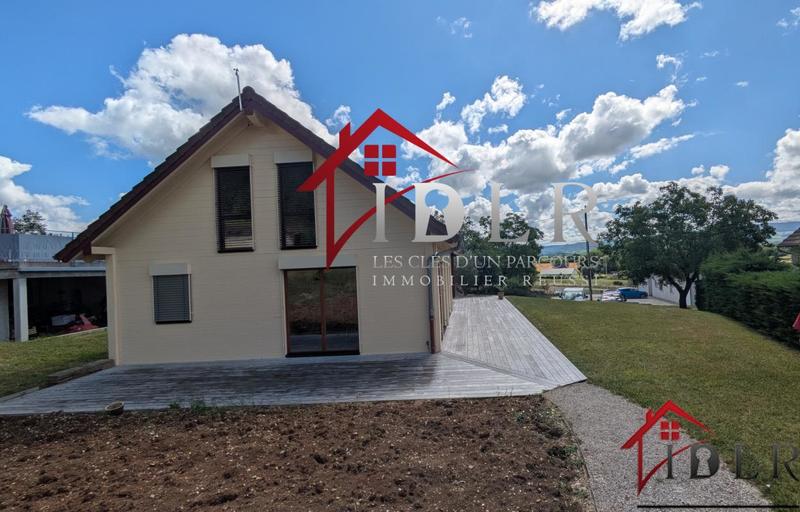 Maison - 138 m² - 6 pièces