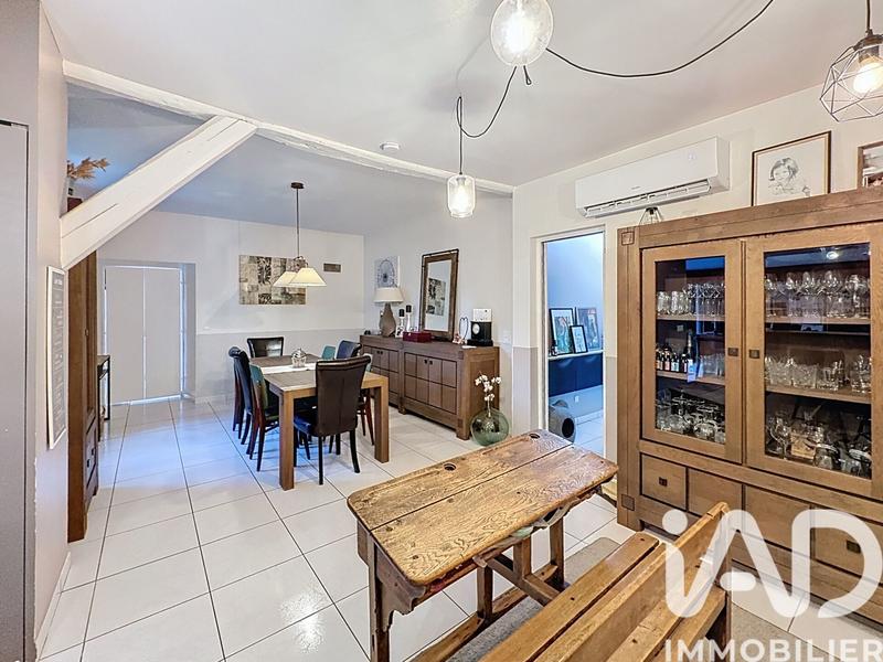 Maison - 224 m² - 8 pièces