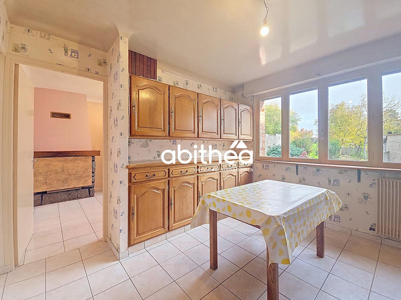 Maison - 90 m² - 4 pièces