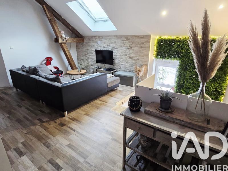 Maison - 235 m² - 7 pièces