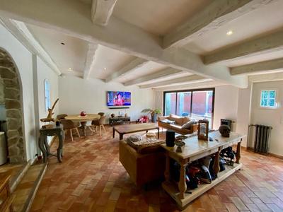 Villa - 102 m² - 4 pièces