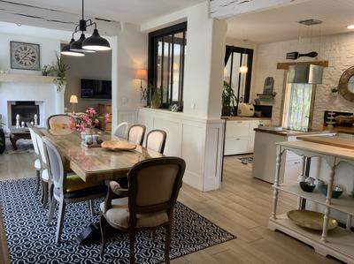 Maison - 185 m² - 7 pièces