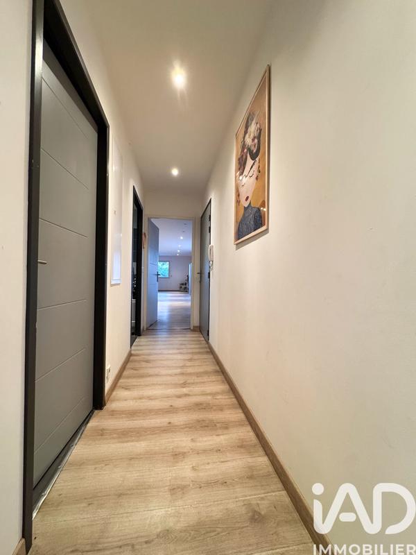 Maison - 269 m² - 4 pièces