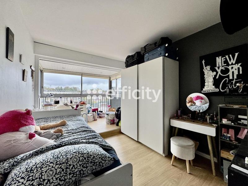 Appartement - 125 m² - 5 pièces