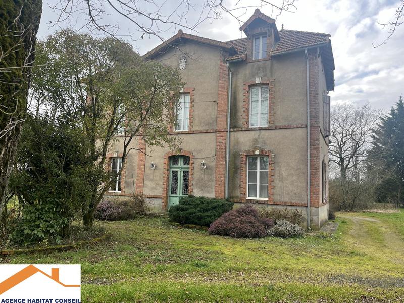 Maison bourgeoise - 232 m² - 11 pièces