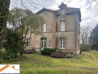 Maison bourgeoise - 232 m² - 11 pièces