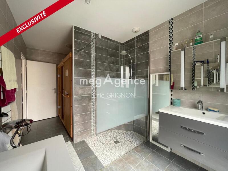 Maison - 174 m² - 6 pièces