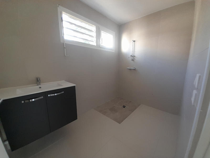 Appartement - 99 m² - 4 pièces