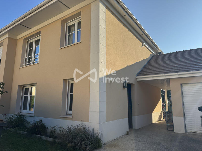 Maison - 80 m² - 4 pièces