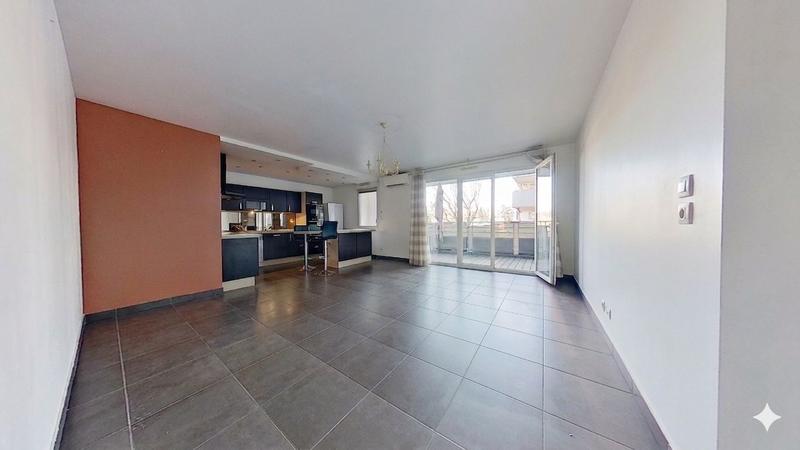 Appartement - 77 m² - 4 pièces