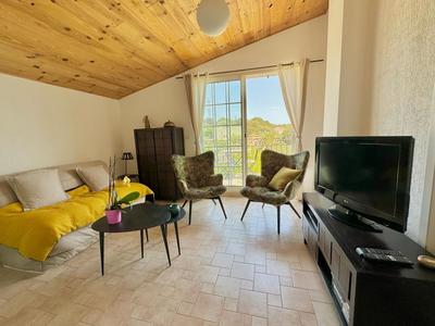 Maison de village - 83 m² - 5 pièces