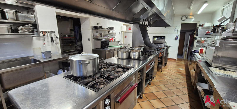 Fonds de commerce - Hôtellerie / Restauration - 390 m²