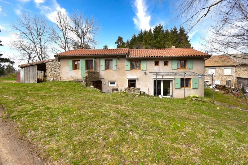 Maison - 98 m² - 5 pièces