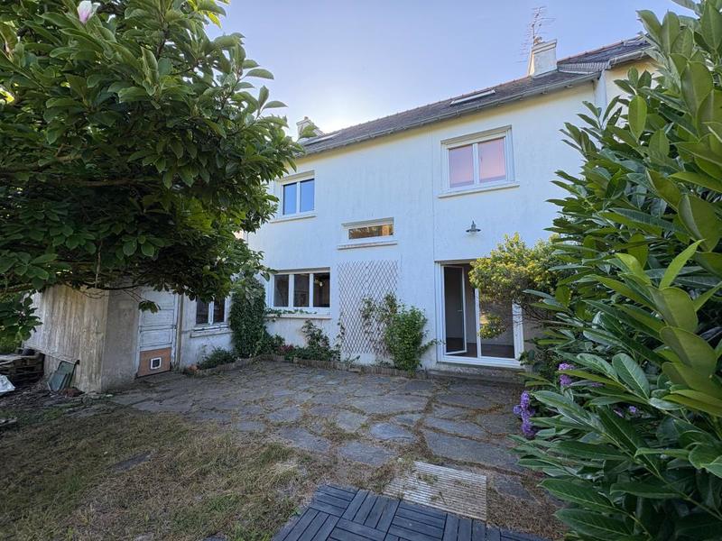 Maison - 94 m² - 4 pièces