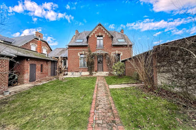 Maison - 140 m² - 6 pièces