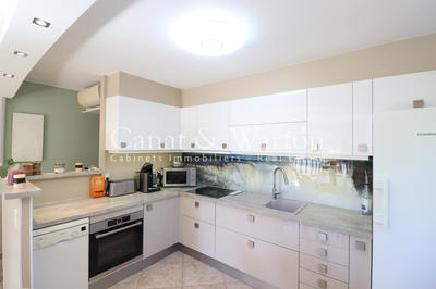 Appartement - 87 m² - 4 pièces