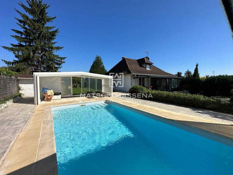 Maison - 134 m² - 4 pièces