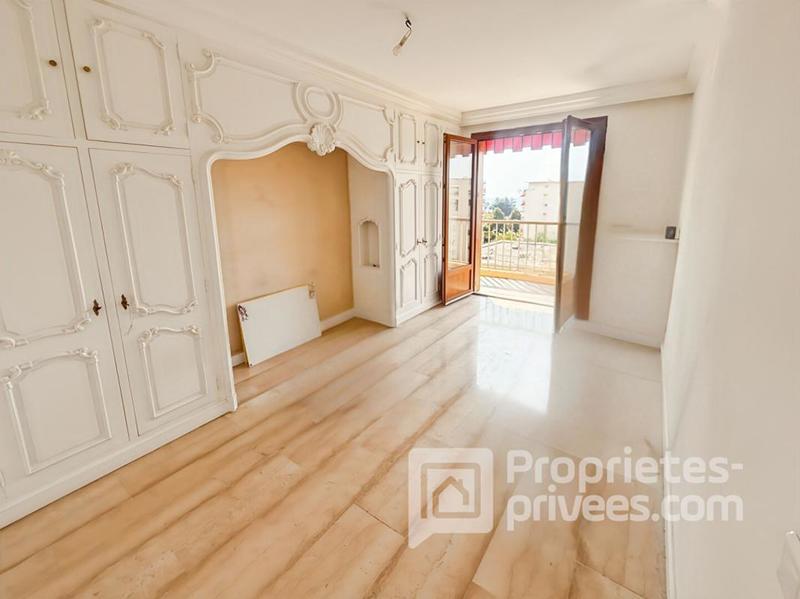 Appartement - 72 m² - 3 pièces