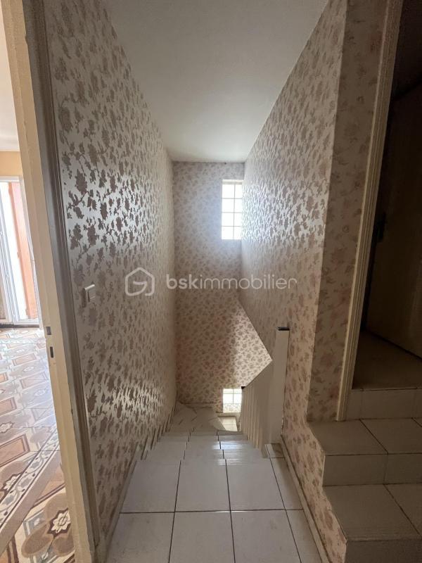 Maison traditionnelle - 149 m² - 7 pièces